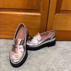WYLDR Metallic Silver Loafers